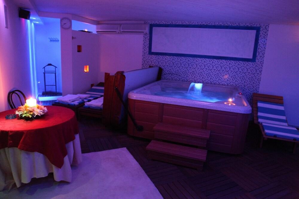 Sirena Boutique Hotel Gabicce Mare Luaran gambar