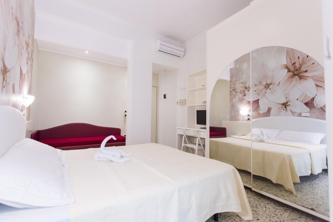 Sirena Boutique Hotel Gabicce Mare Luaran gambar