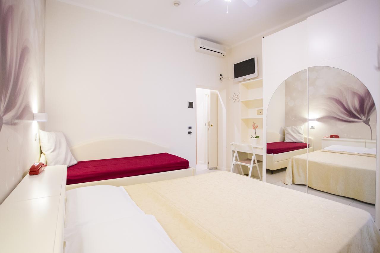 Sirena Boutique Hotel Gabicce Mare Luaran gambar