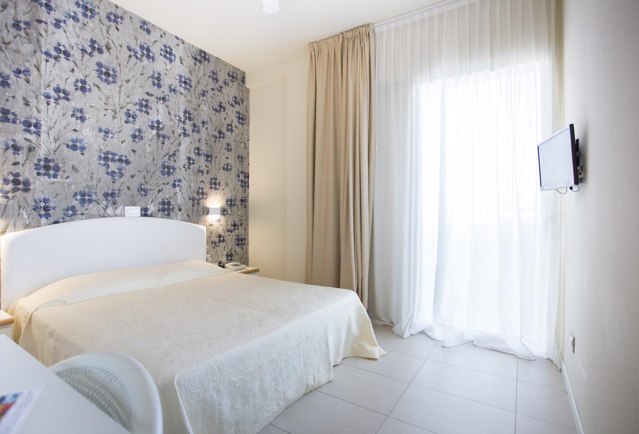 Sirena Boutique Hotel Gabicce Mare Luaran gambar