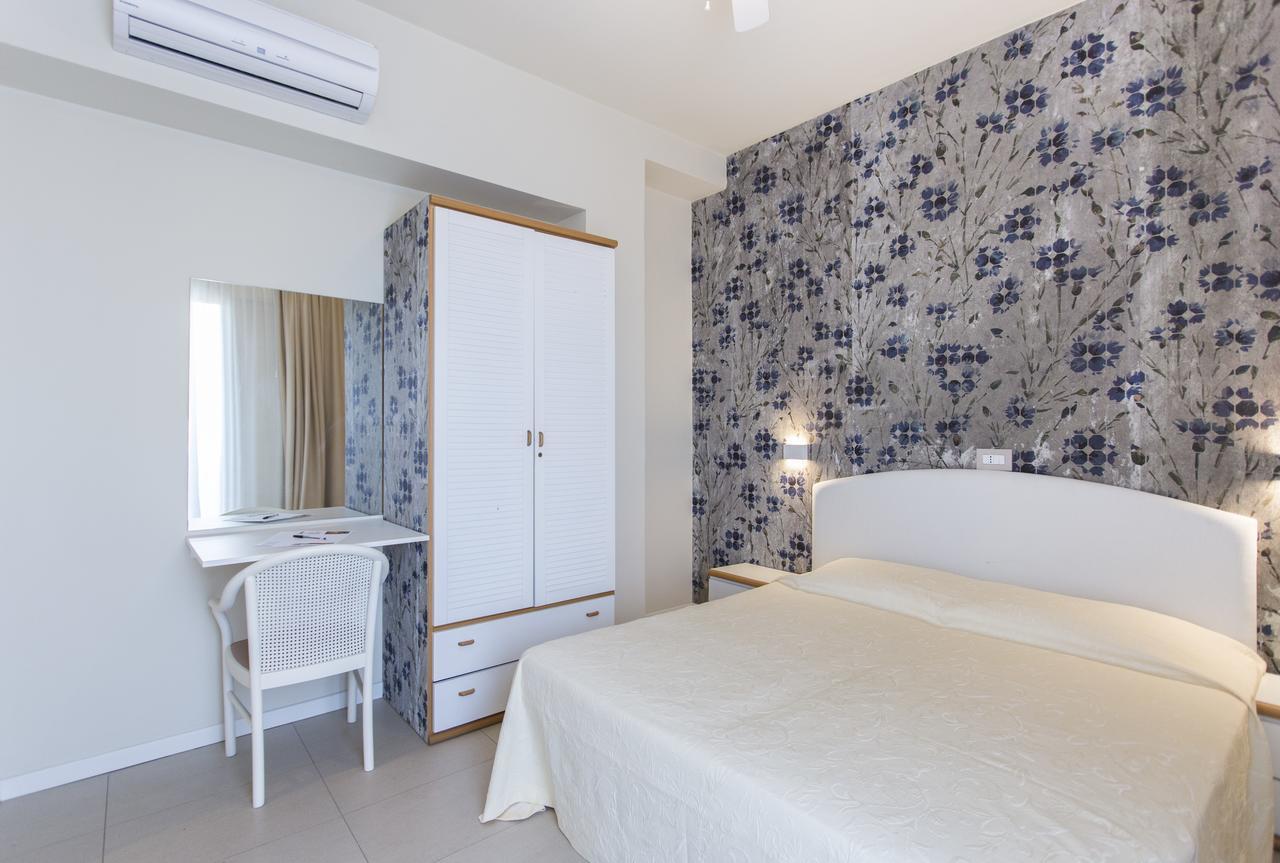 Sirena Boutique Hotel Gabicce Mare Luaran gambar