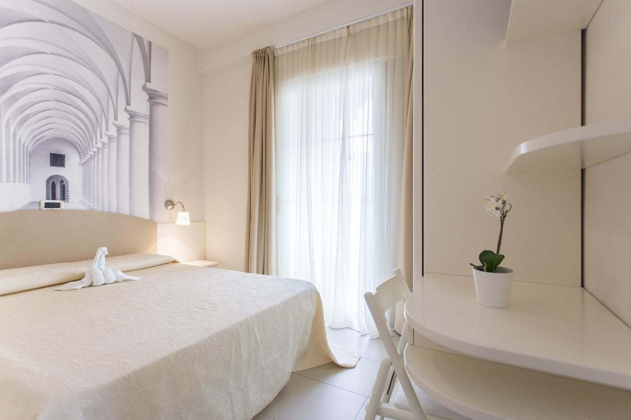 Sirena Boutique Hotel Gabicce Mare Luaran gambar