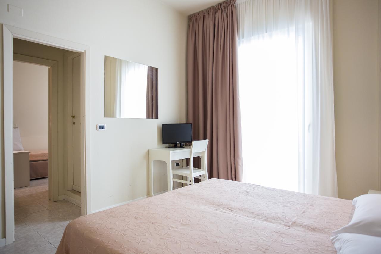 Sirena Boutique Hotel Gabicce Mare Luaran gambar