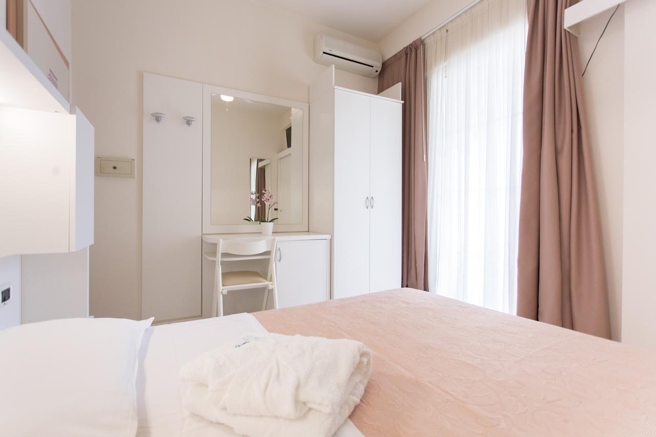 Sirena Boutique Hotel Gabicce Mare Luaran gambar