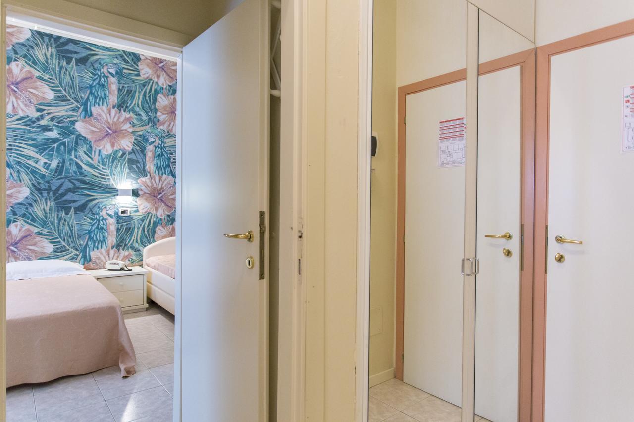Sirena Boutique Hotel Gabicce Mare Luaran gambar